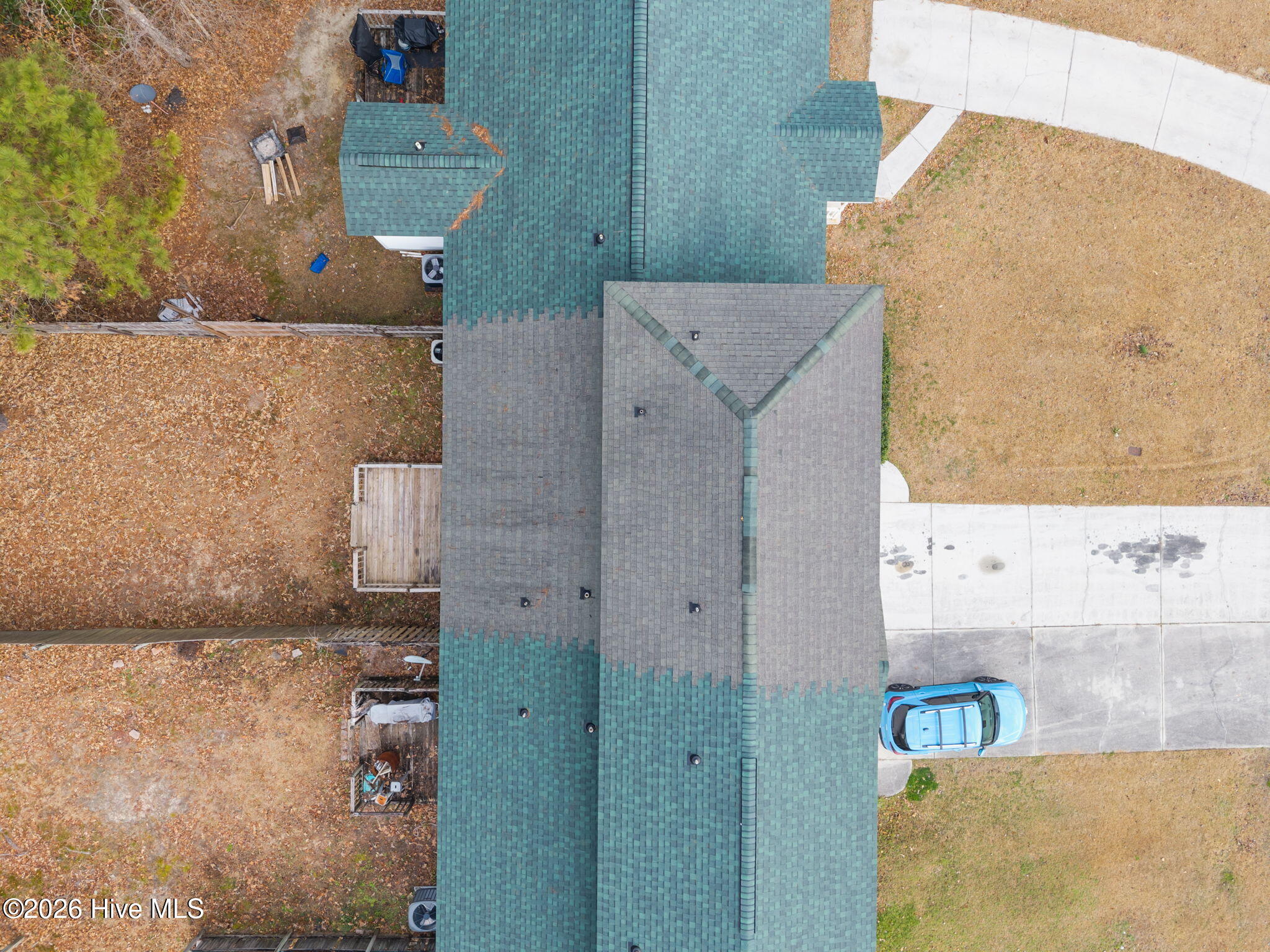 402 Winners Circle N