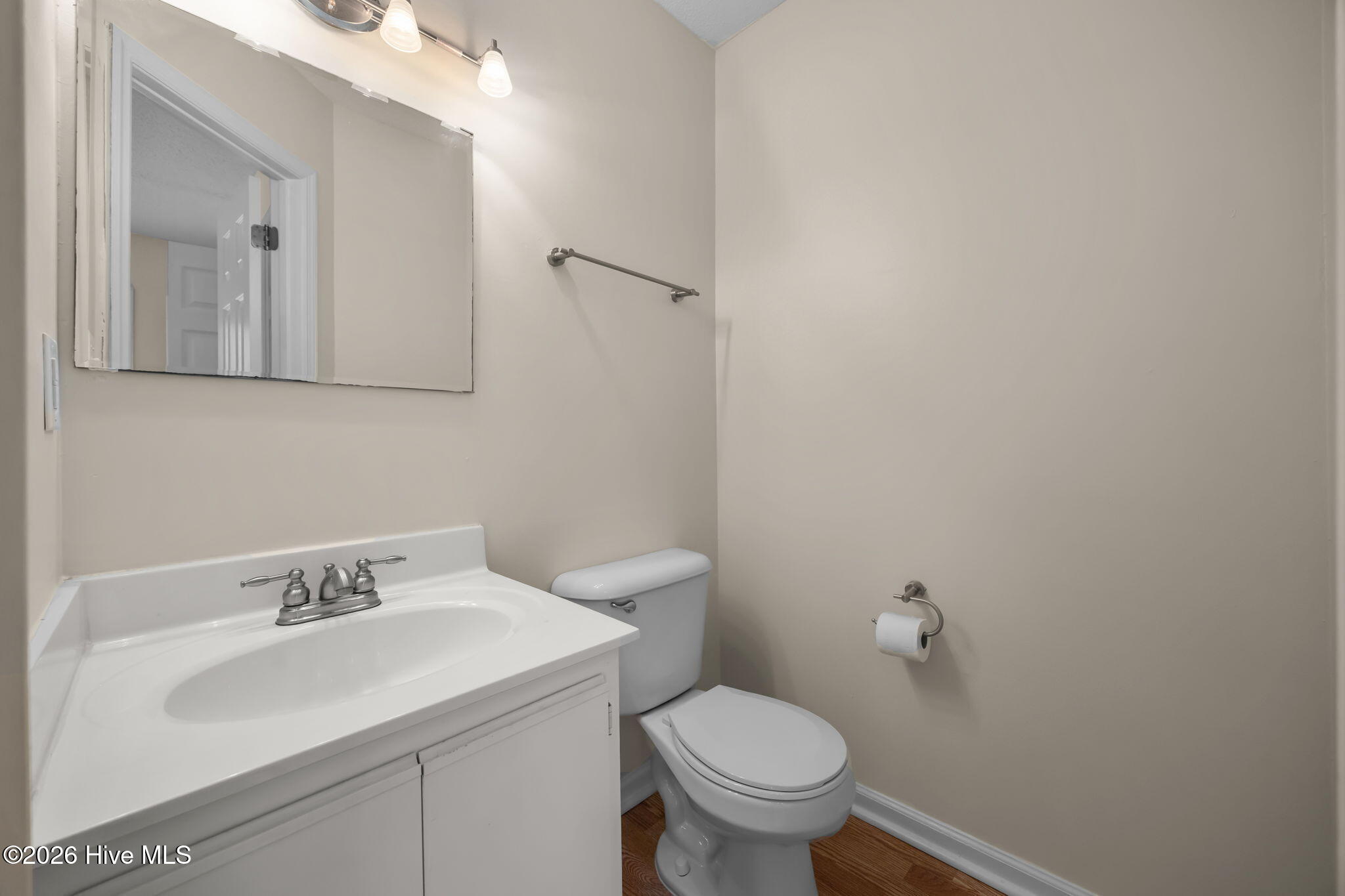 402 Winners Circle N