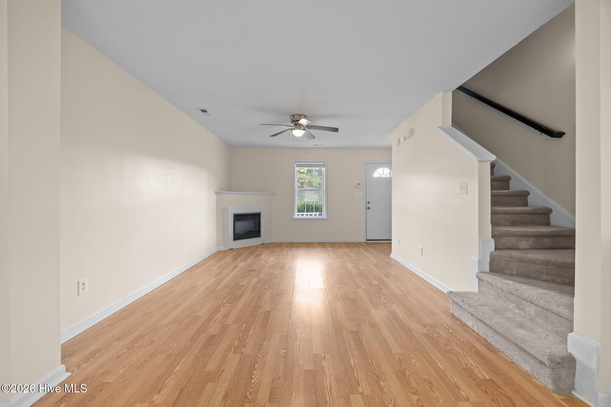 402 Winners Circle N