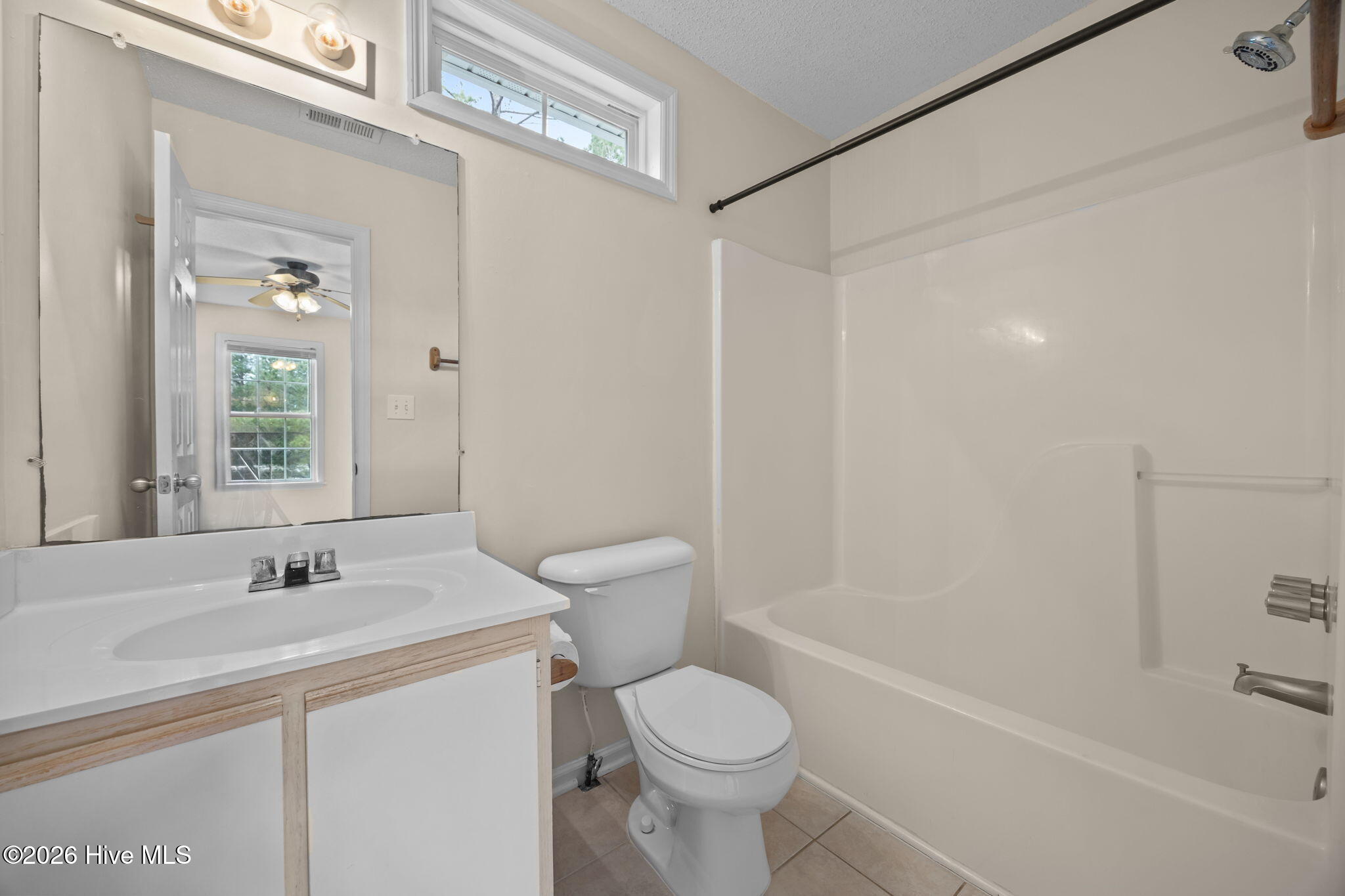 402 Winners Circle N