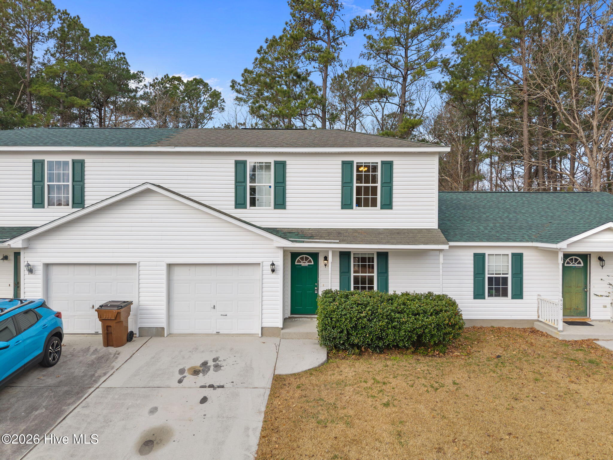 402 Winners Circle N