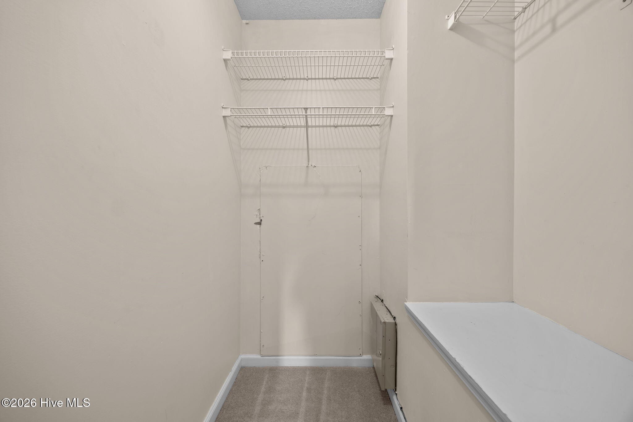 402 Winners Circle N