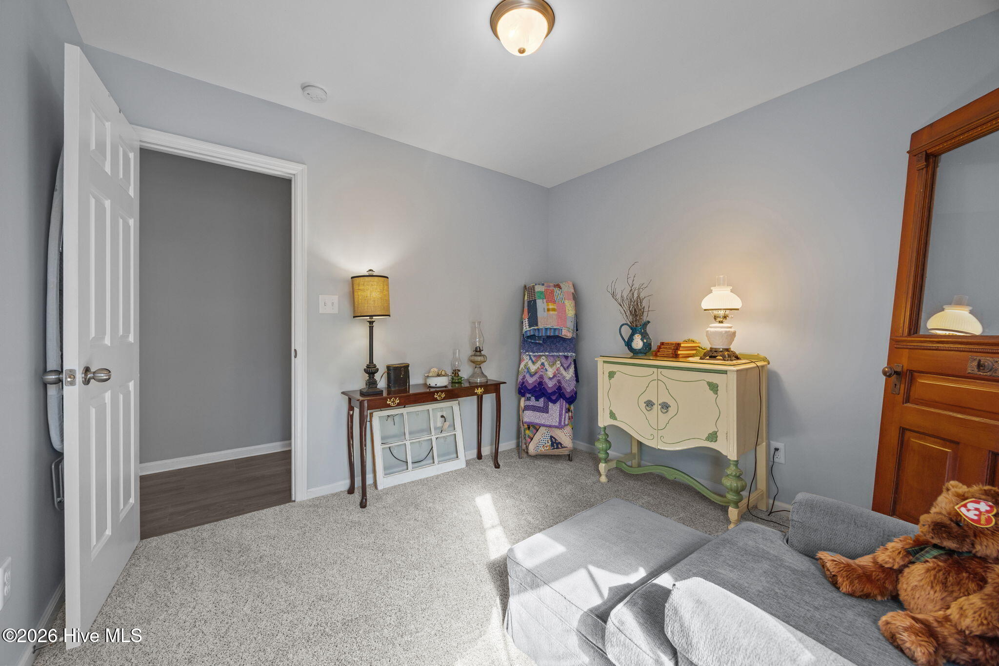 3008 W W T Whitehead Drive