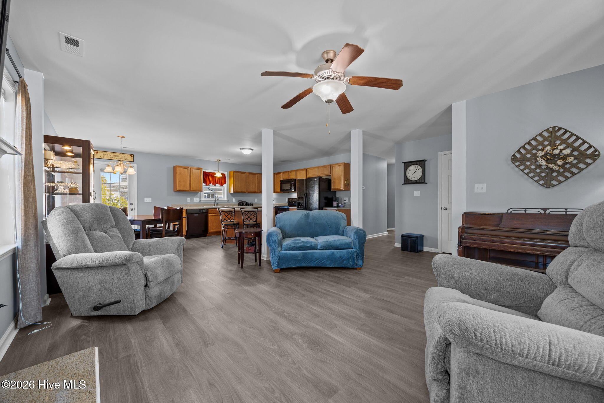 3008 W W T Whitehead Drive