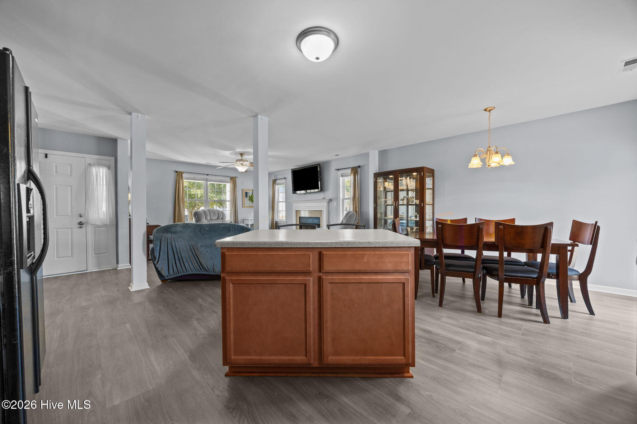 3008 W W T Whitehead Drive