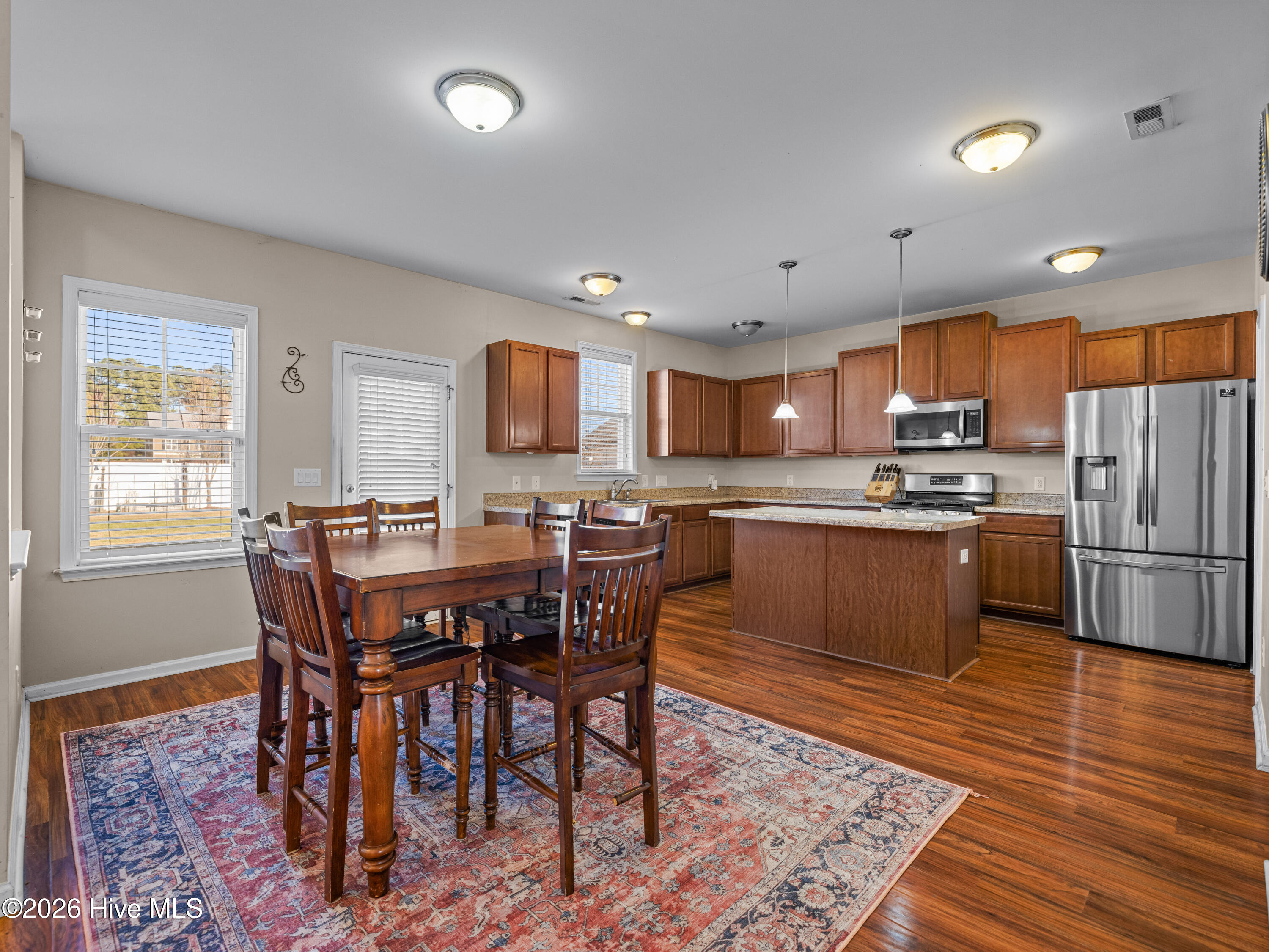 104 Hills Lorough Loop