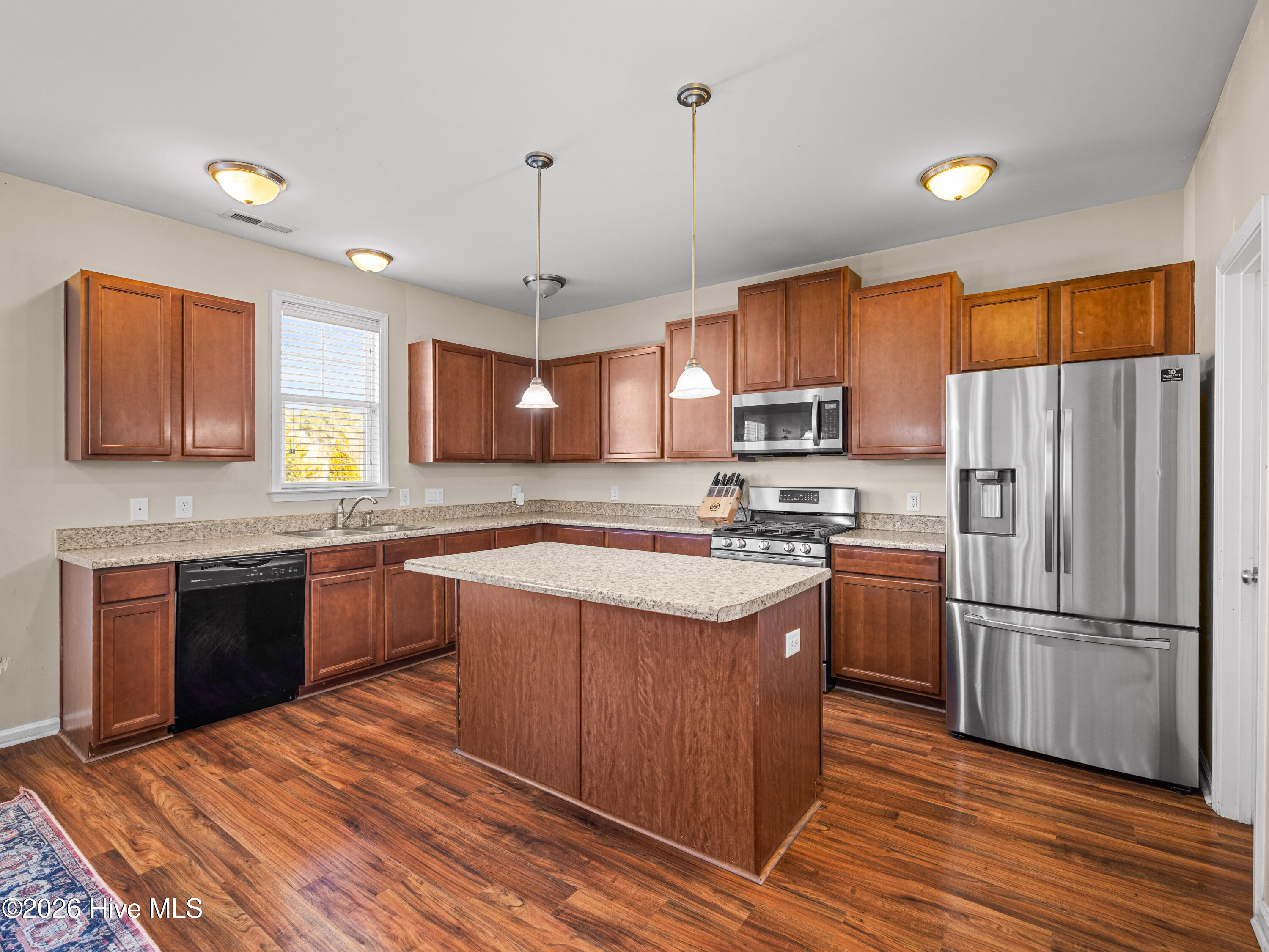 104 Hills Lorough Loop