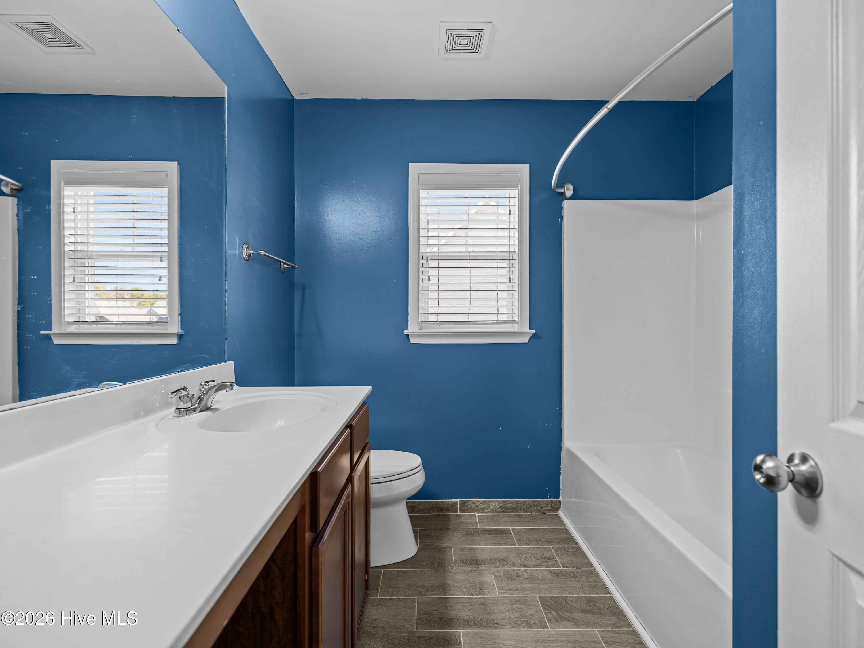 104 Hills Lorough Loop