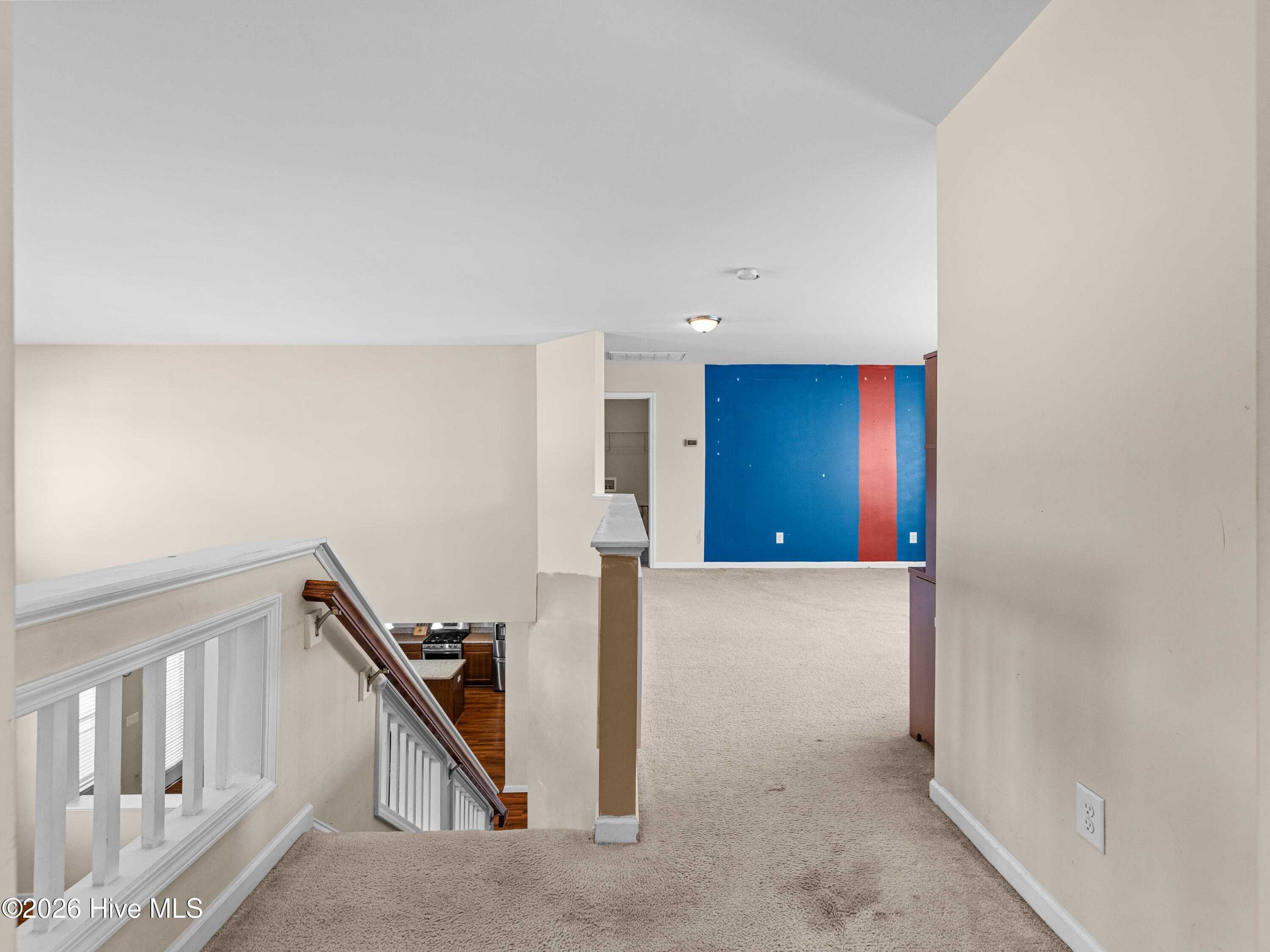 104 Hills Lorough Loop