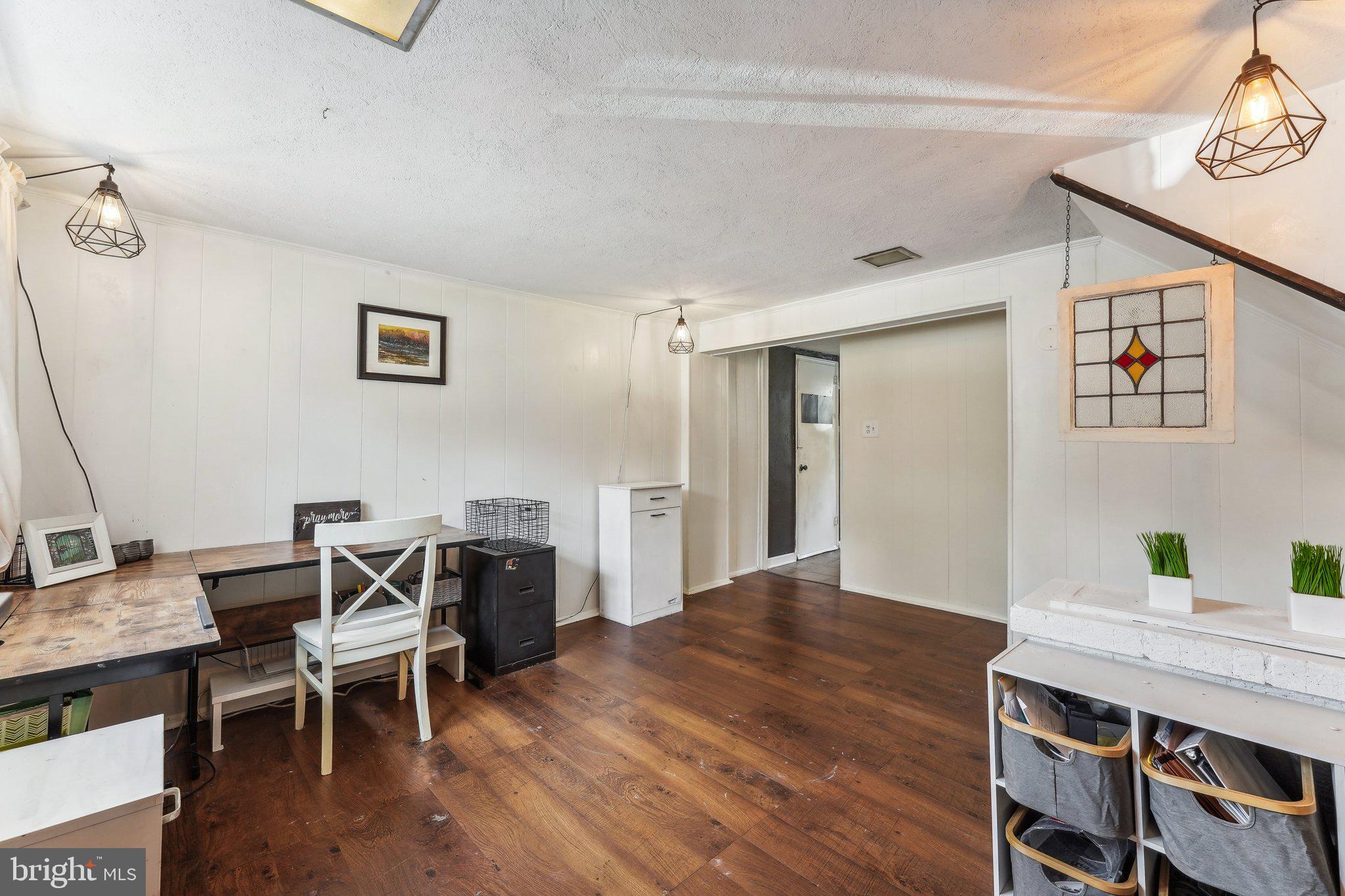 313 SPENCER ROAD