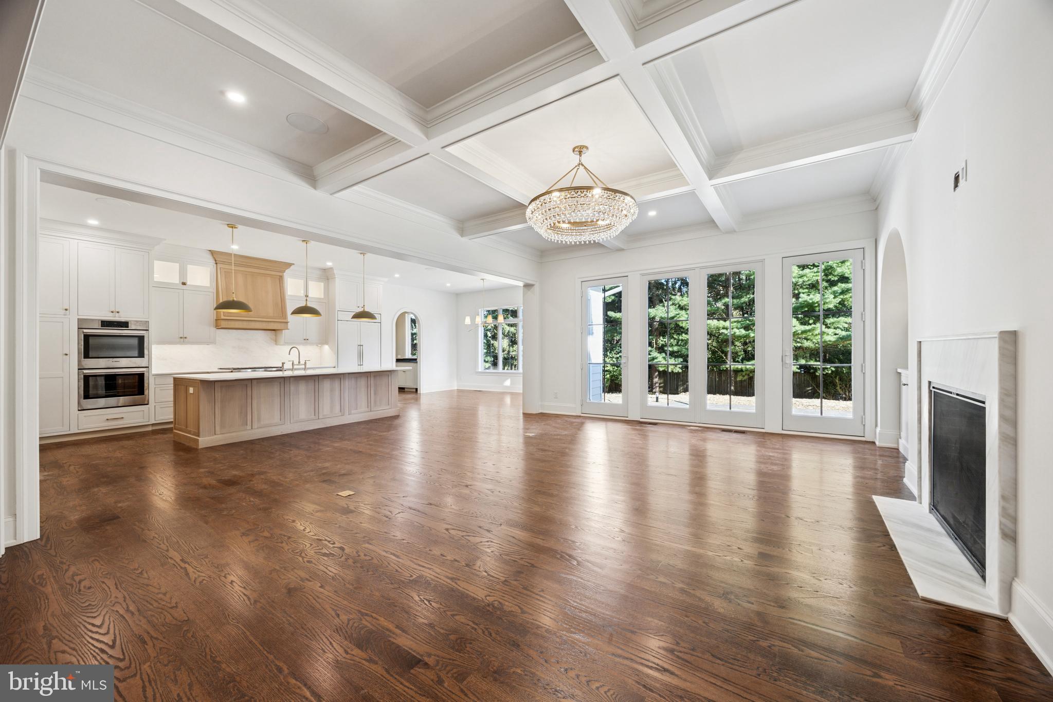 2205 BUTTONWOOD ROAD