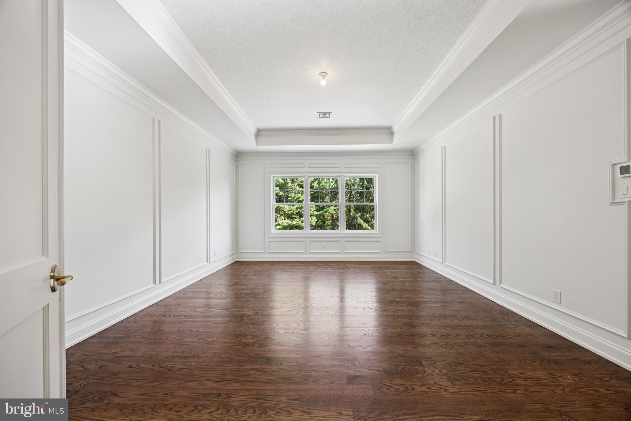 2205 BUTTONWOOD ROAD