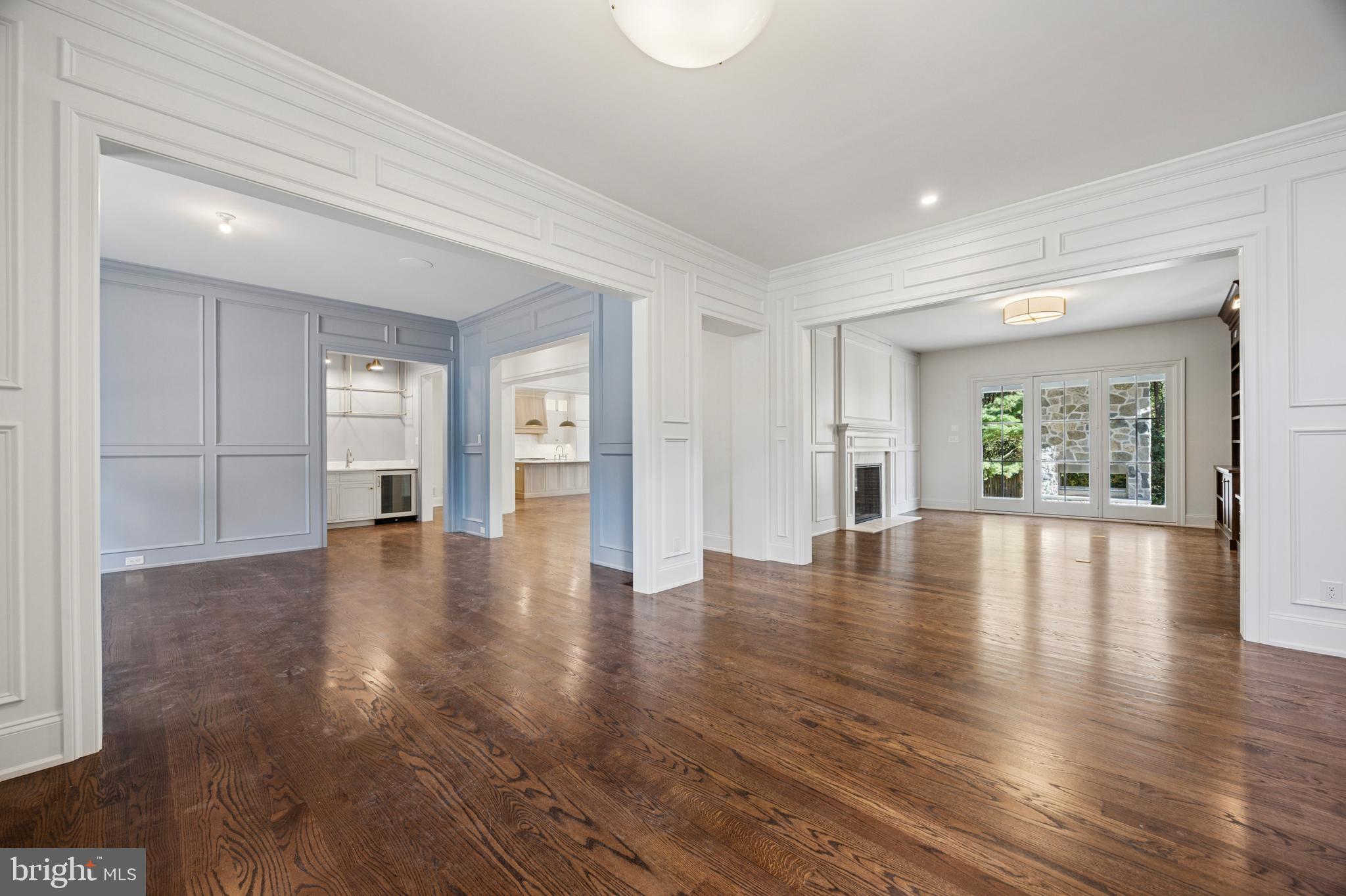 2205 BUTTONWOOD ROAD