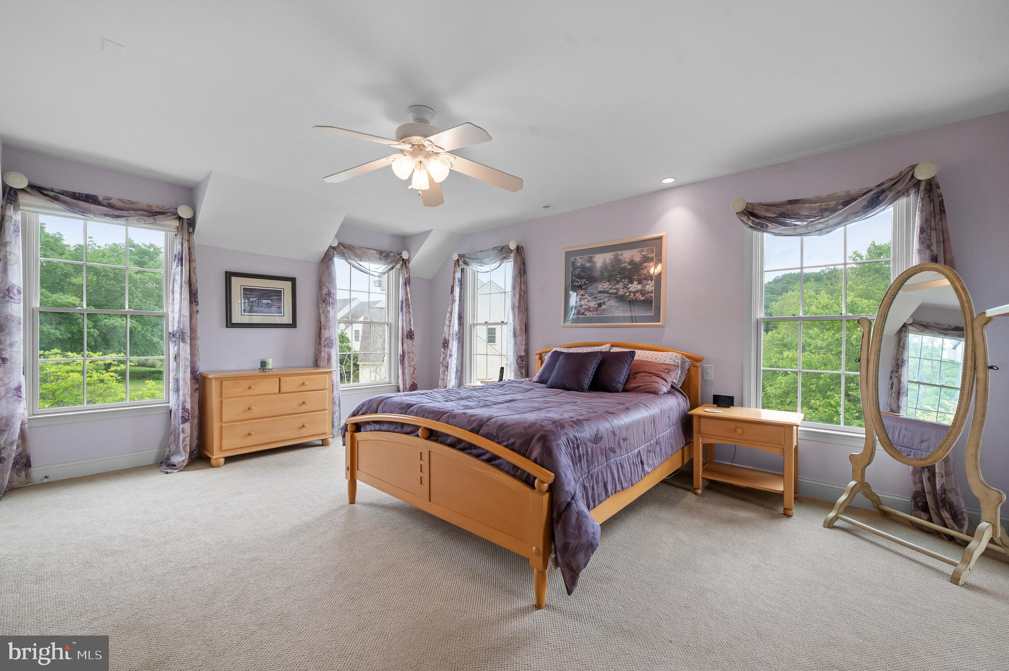 22 GREGORY LANE
