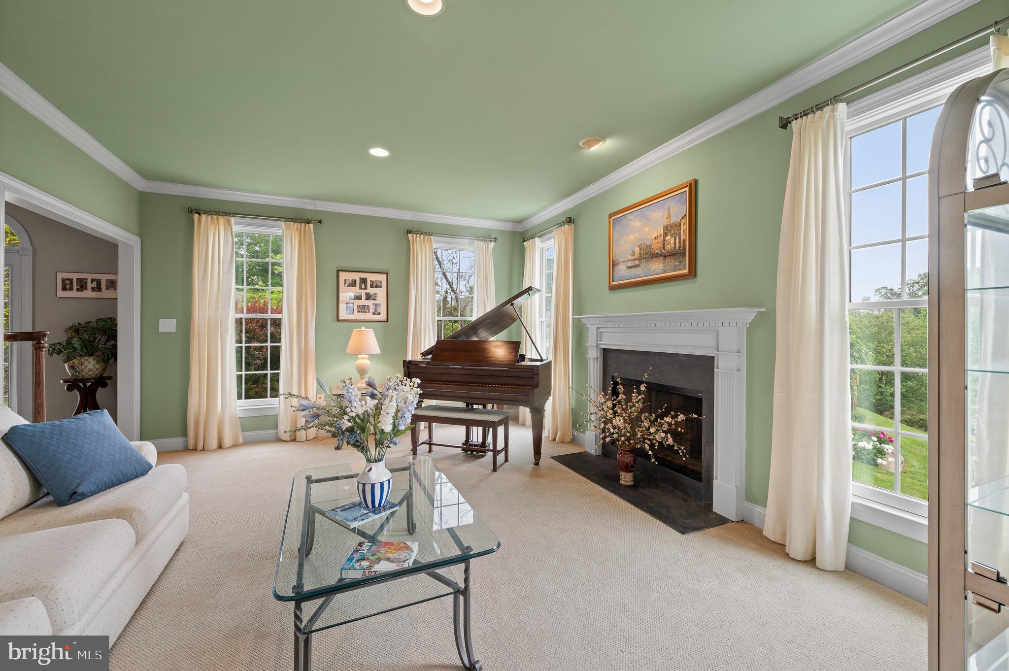 22 GREGORY LANE