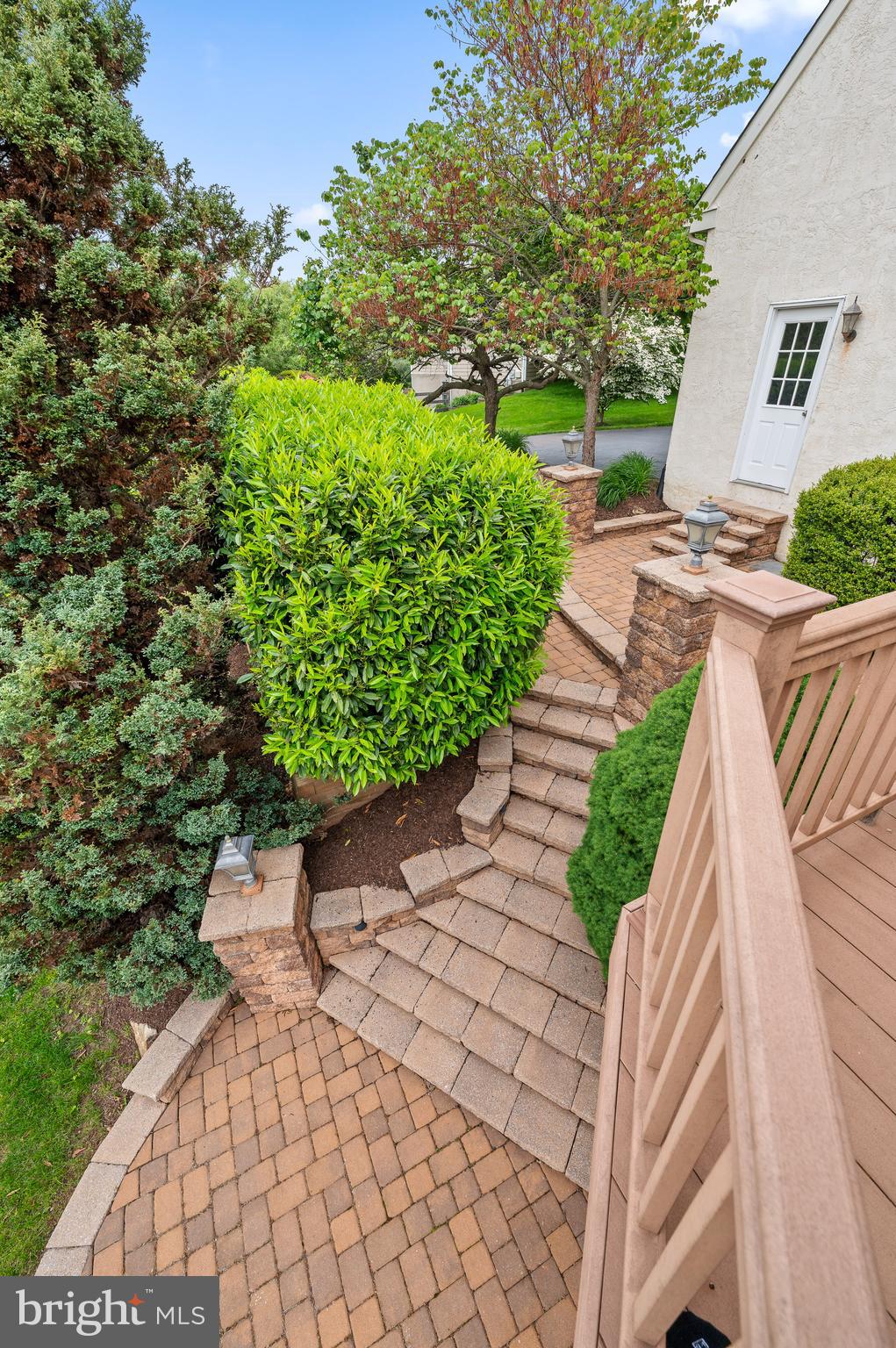 22 GREGORY LANE