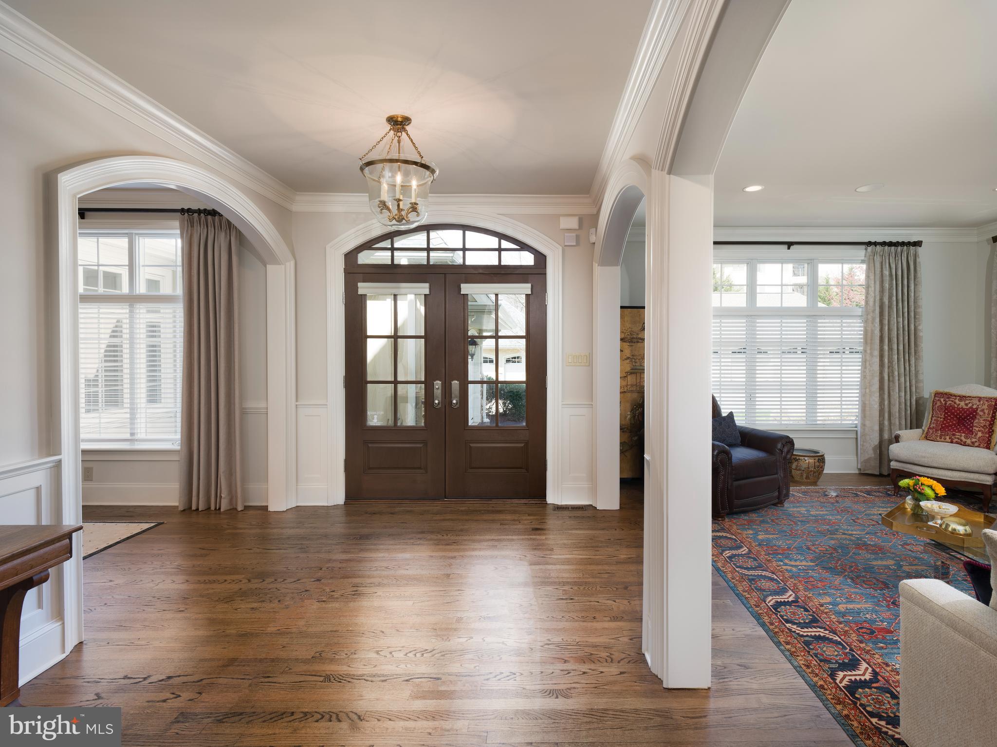 102 GREEN LANE