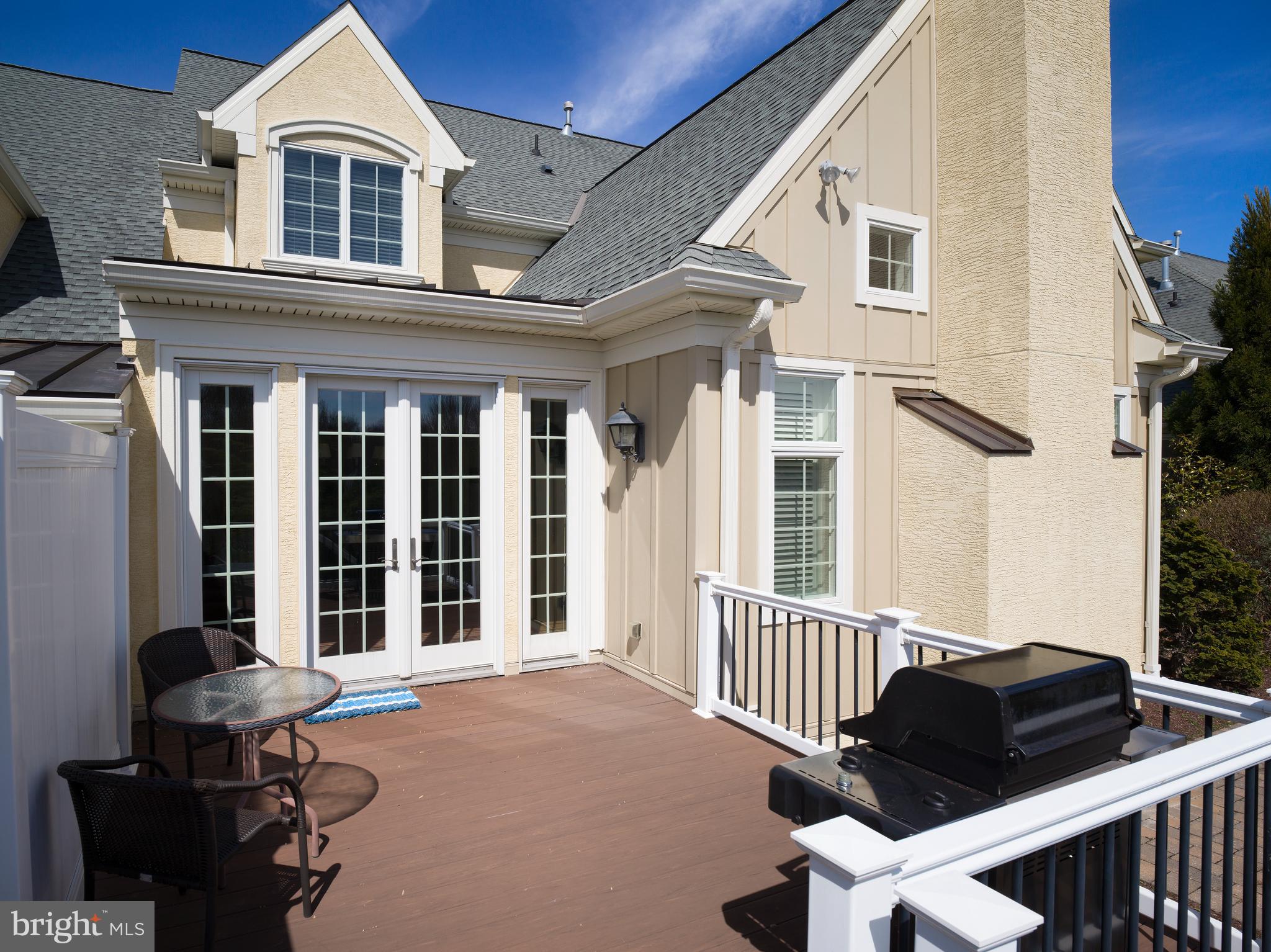 102 GREEN LANE
