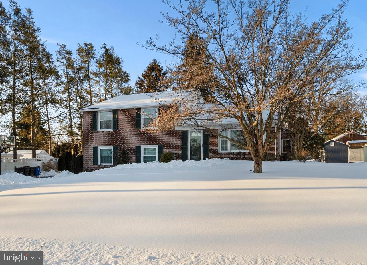 302 GOVERNORS DRIVE
