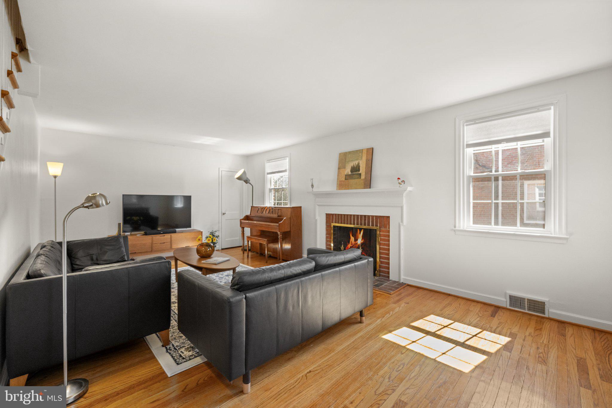 607 LATHAM DRIVE