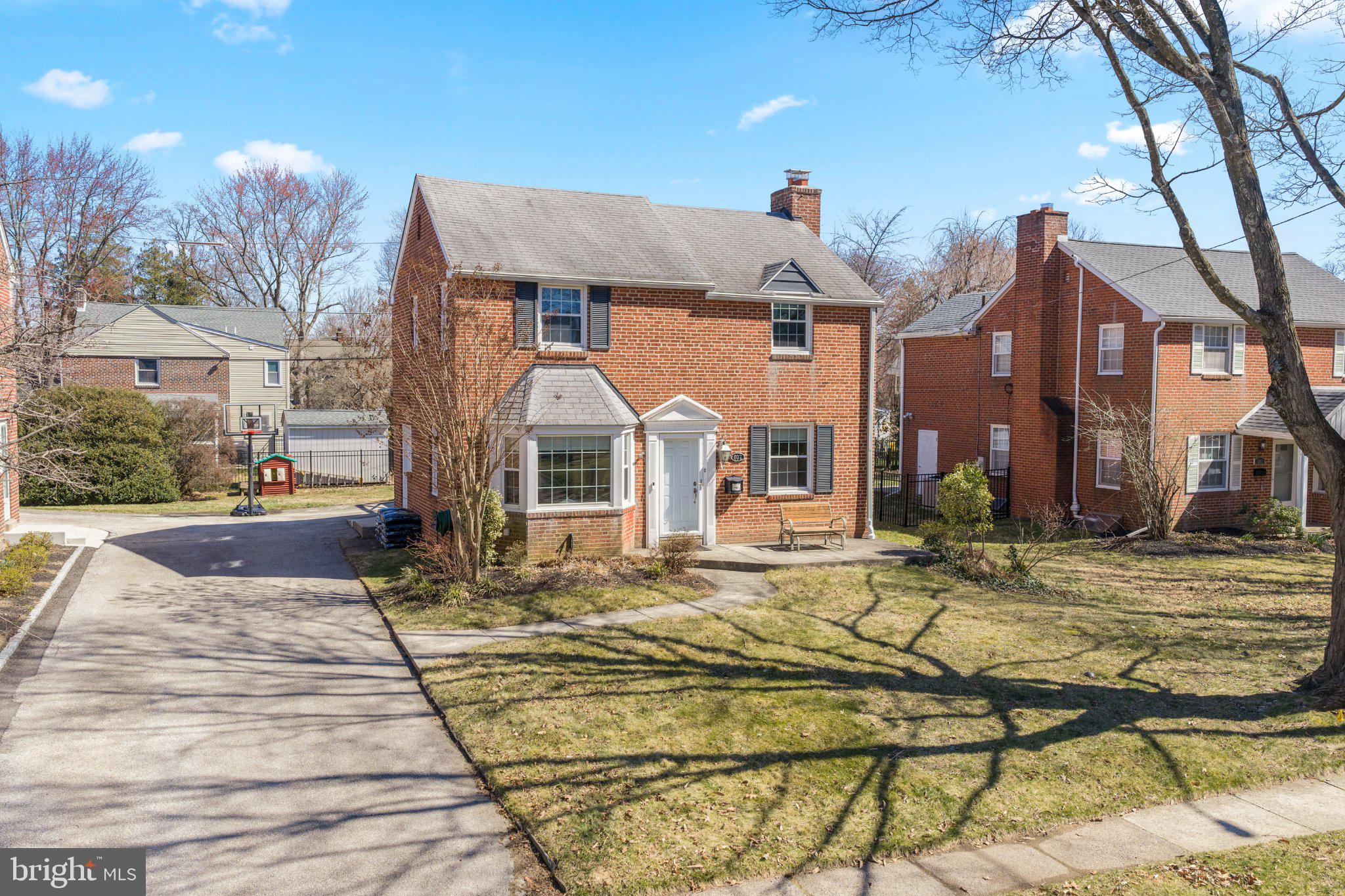 607 LATHAM DRIVE