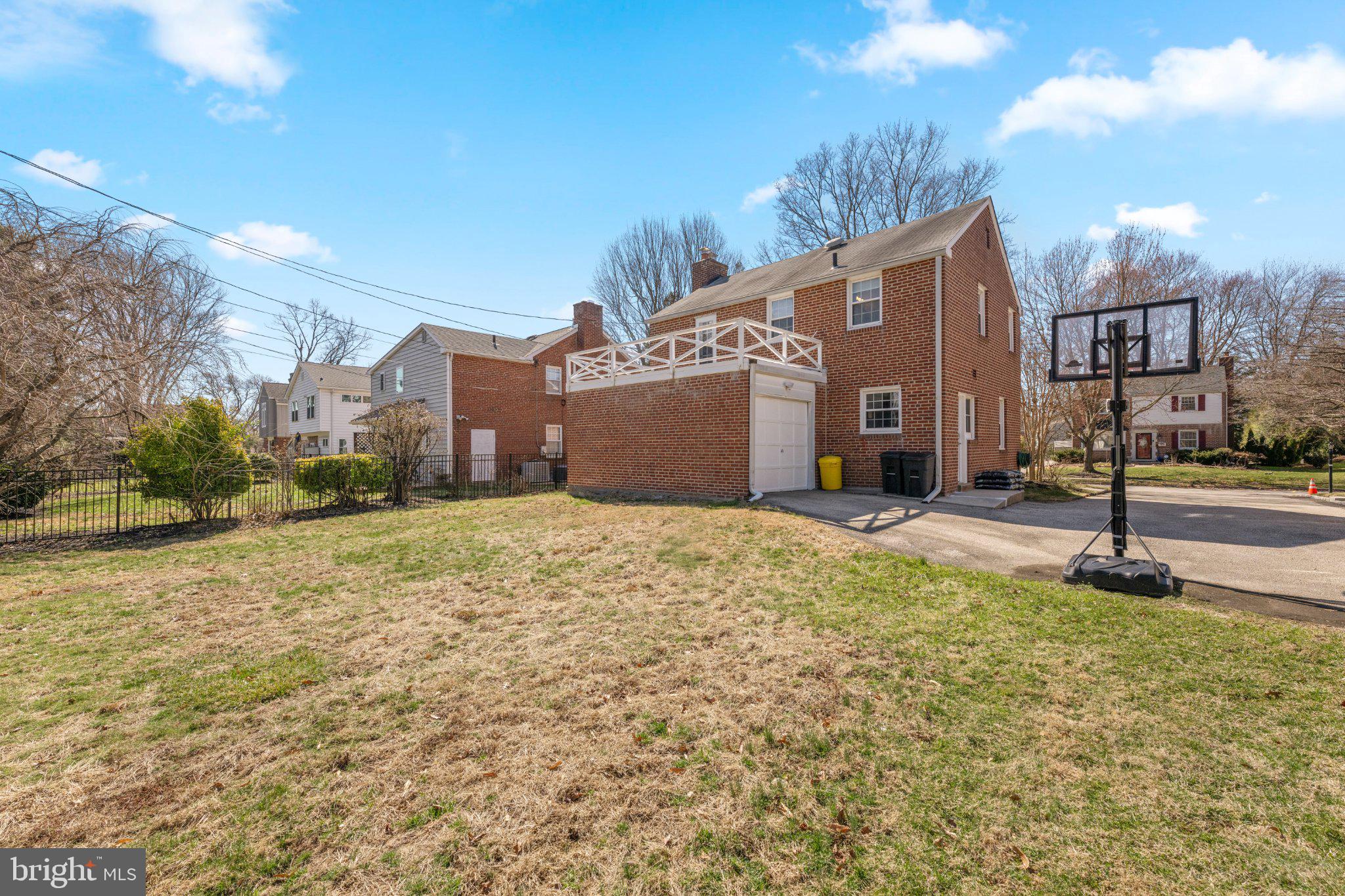 607 LATHAM DRIVE