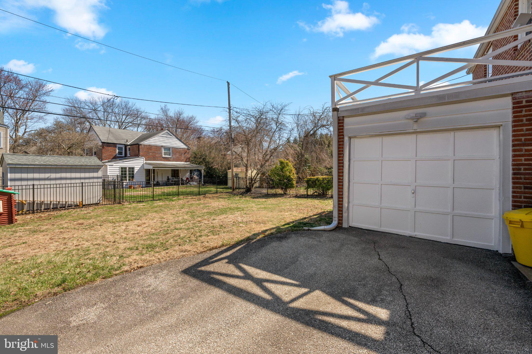 607 LATHAM DRIVE