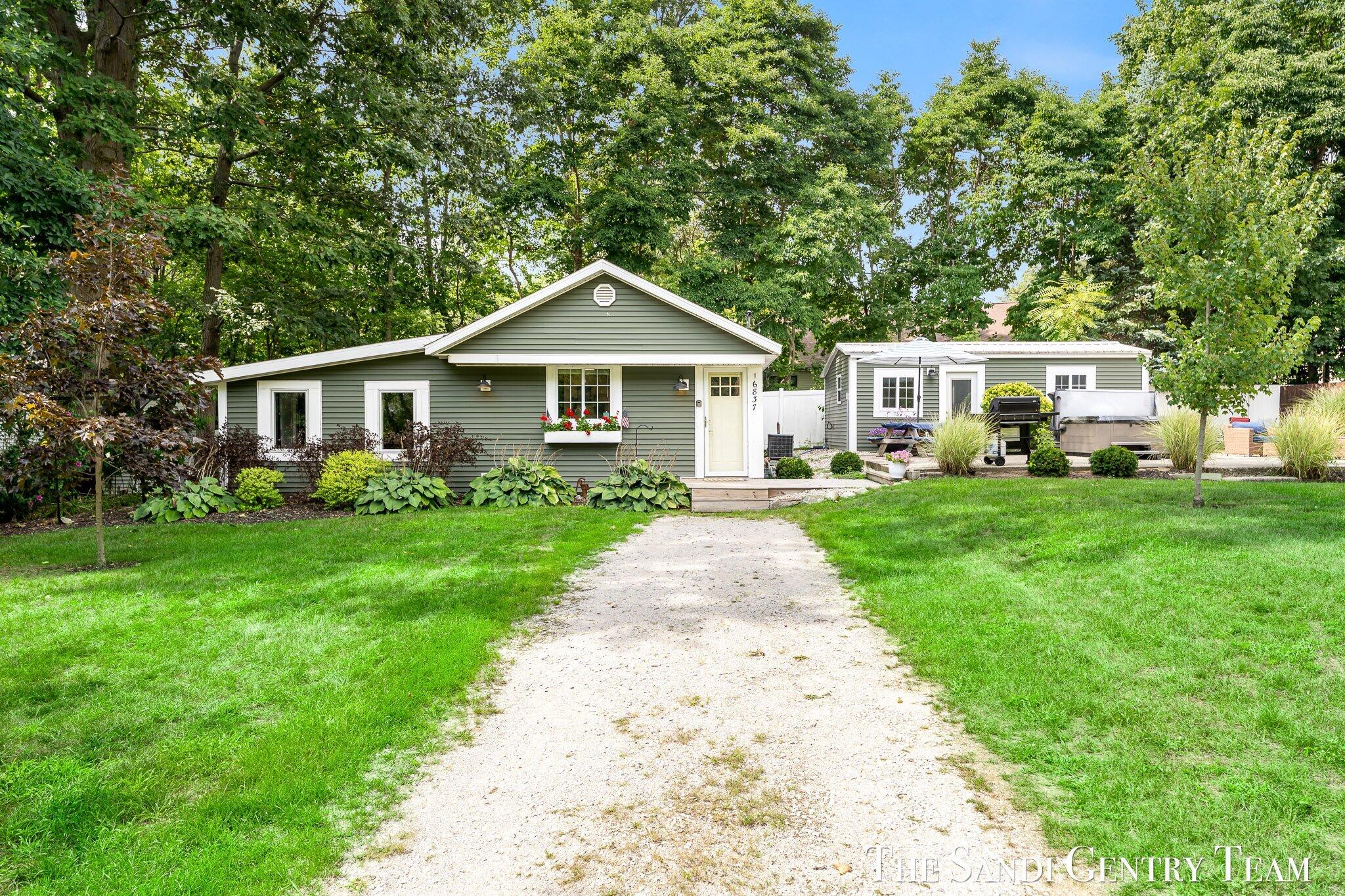 16837 Ferry Street Spring Lake MI
