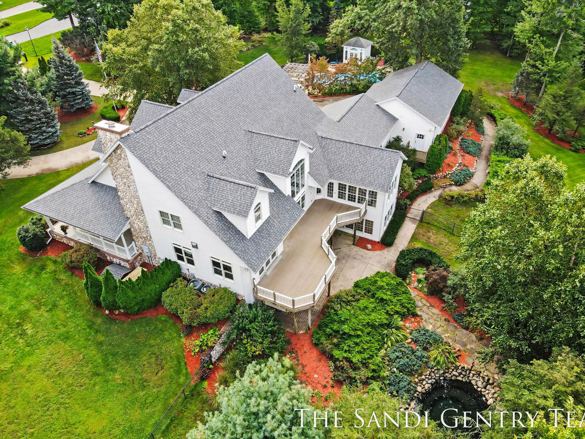 2622 Primrose Drive Fruitport MI