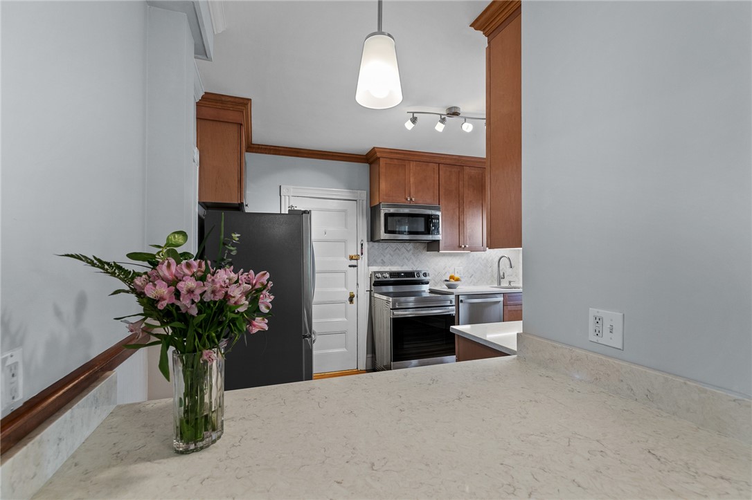 52 Morton Avenue 1