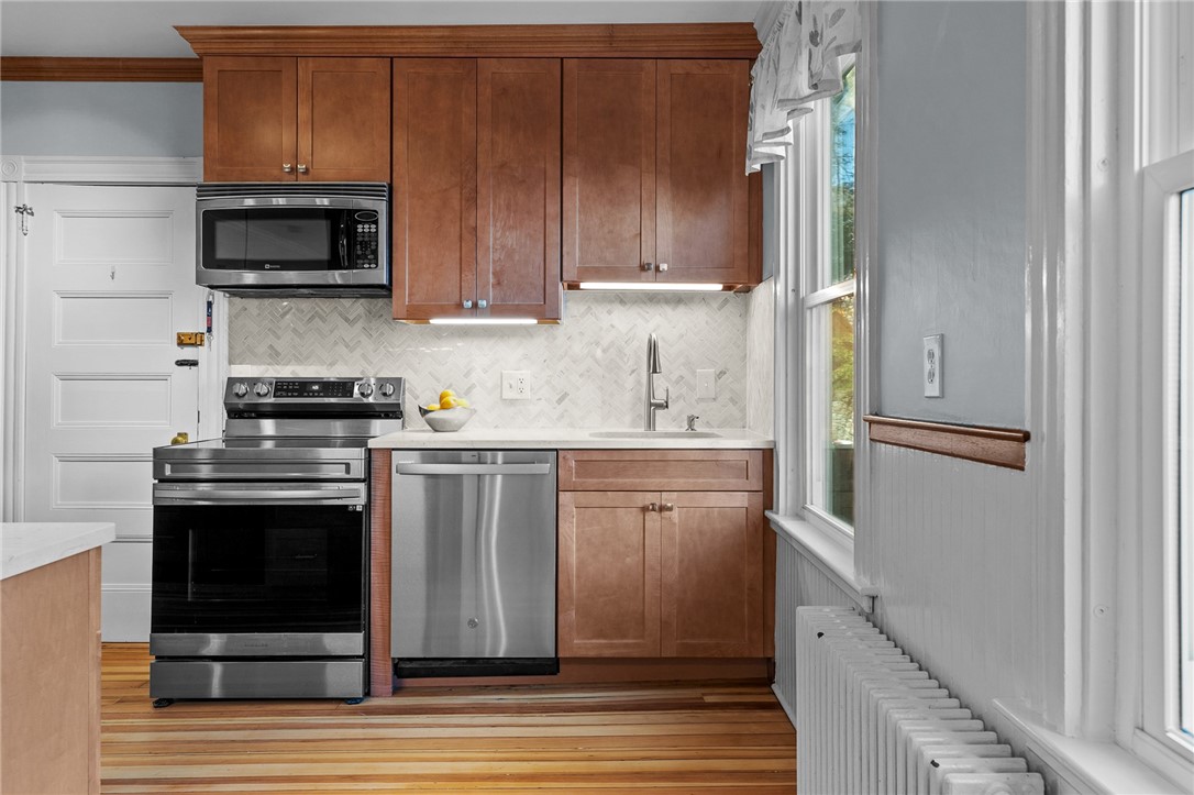 52 Morton Avenue 1