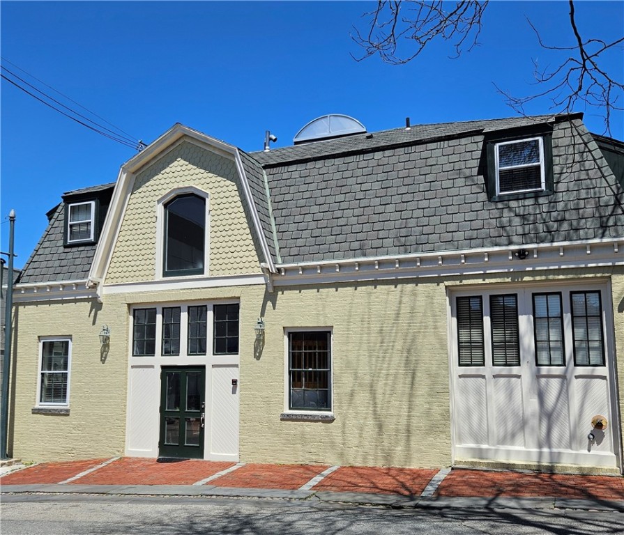 14 Pelham Street