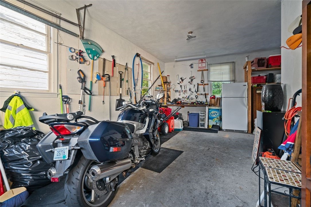 2 HILLSIDE Road