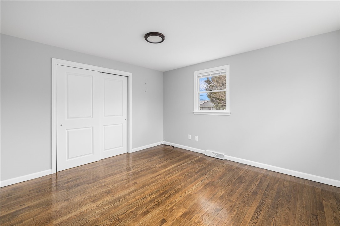 25 Ridgeway Drive