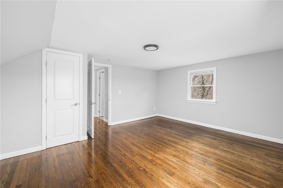25 Ridgeway Drive