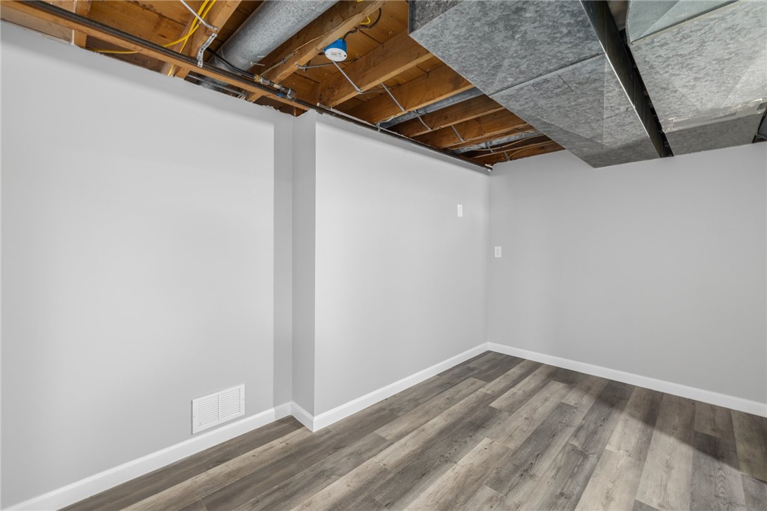 25 Ridgeway Drive