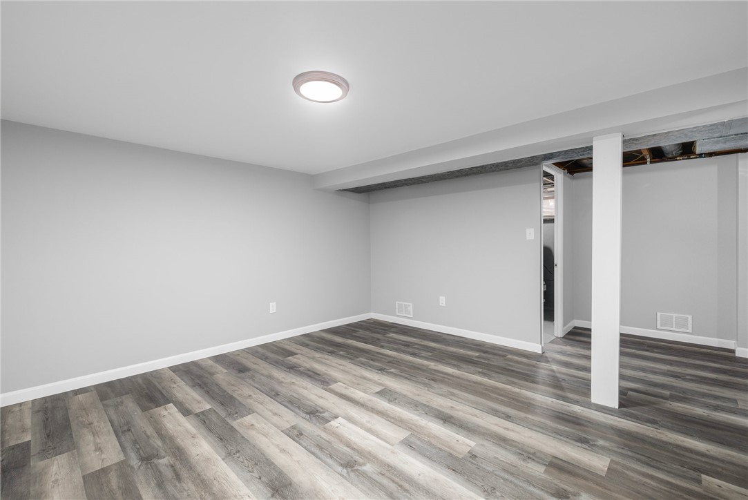 25 Ridgeway Drive