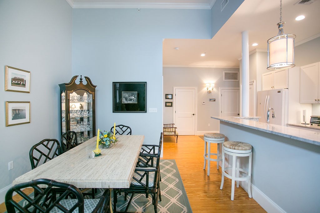 32 Carey Street 2C
