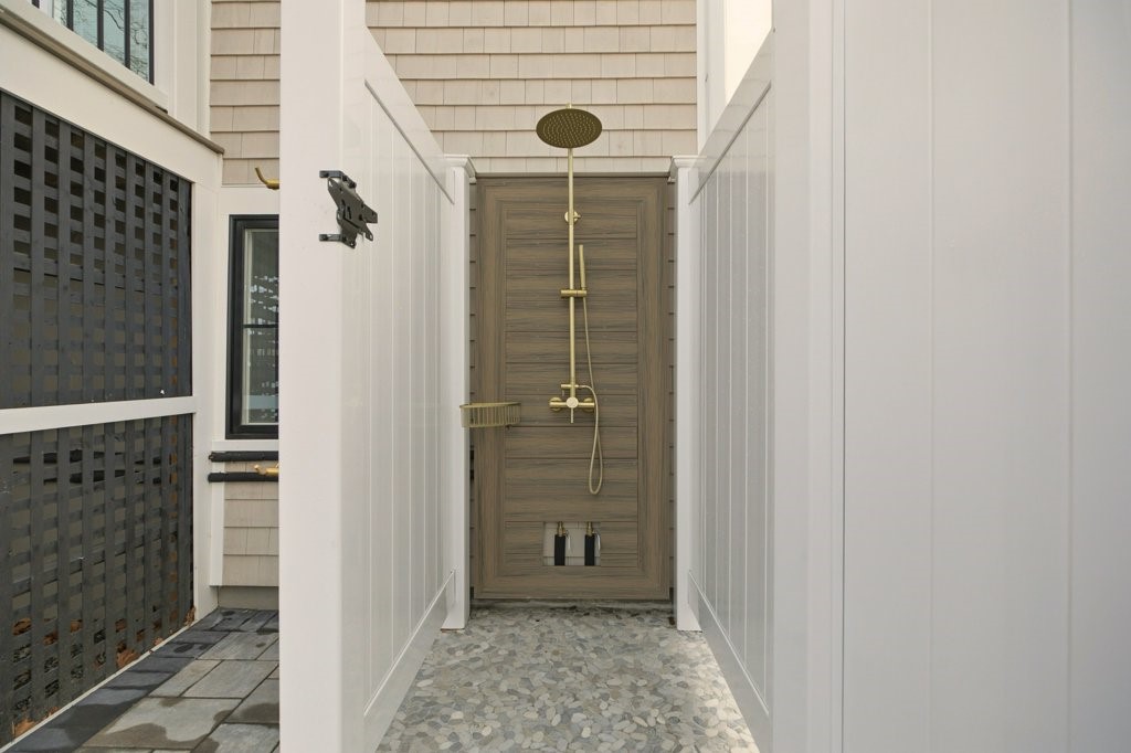 8 Kerins Terrace