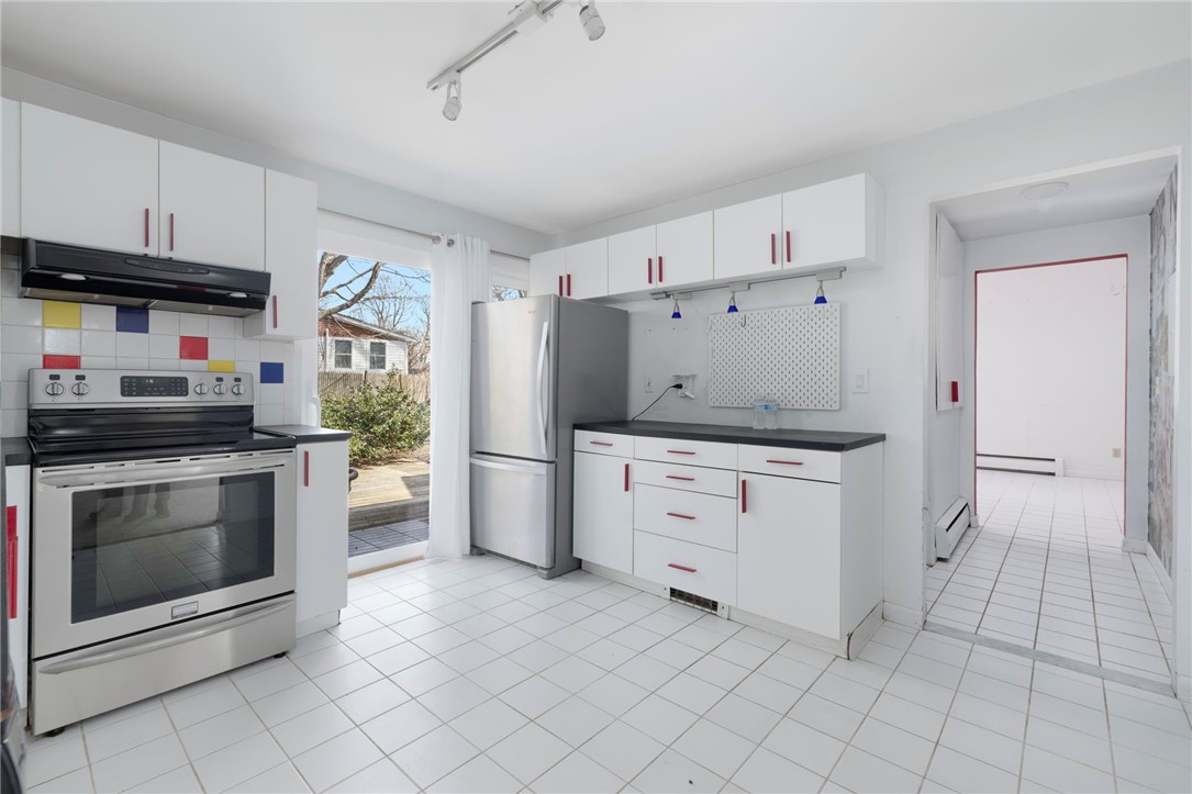 9 Spruce Avenue