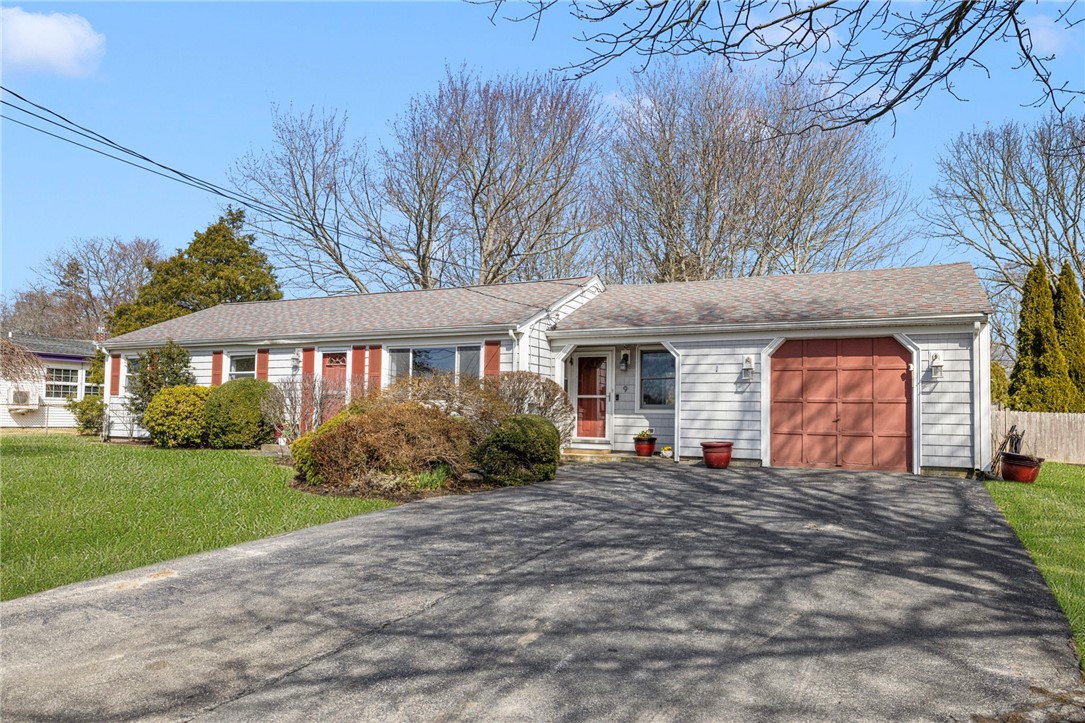 9 Spruce Avenue