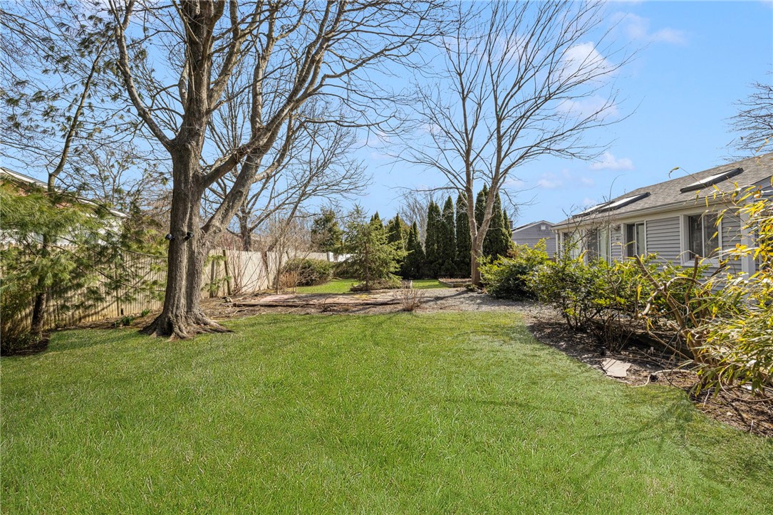 9 Spruce Avenue
