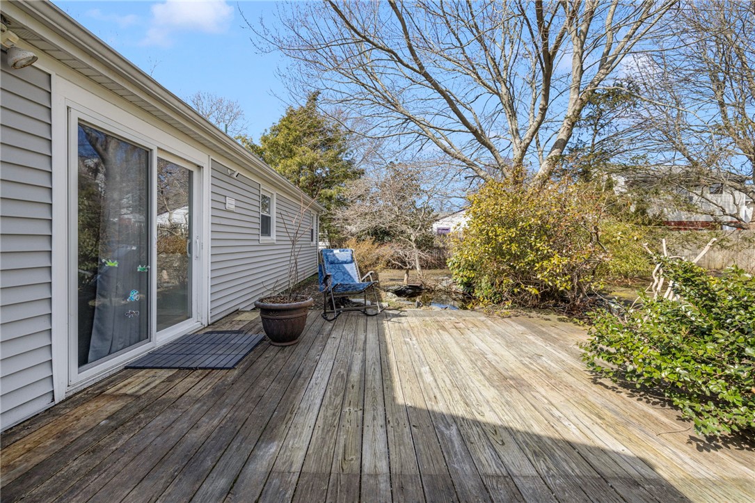 9 Spruce Avenue