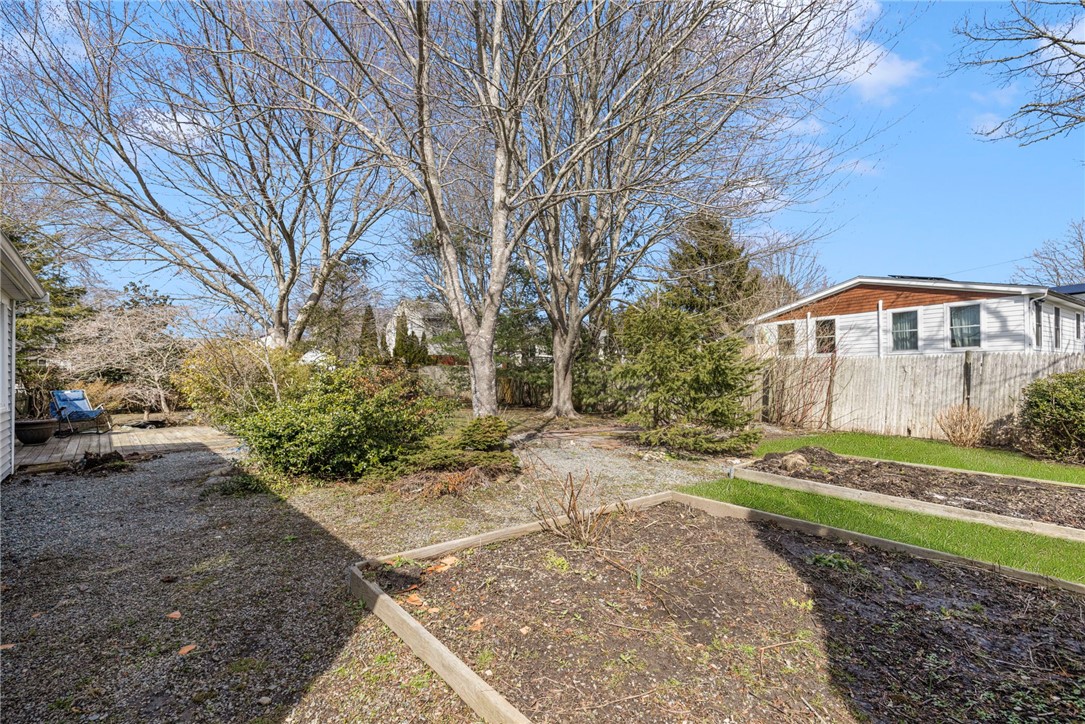 9 Spruce Avenue