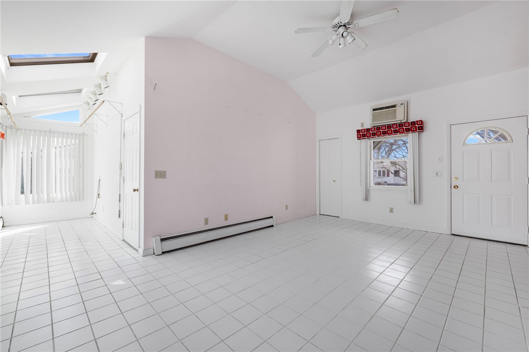 9 Spruce Avenue