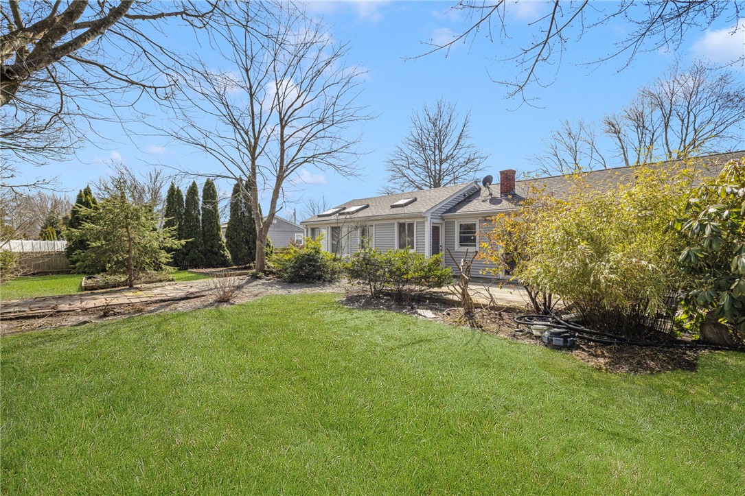 9 Spruce Avenue