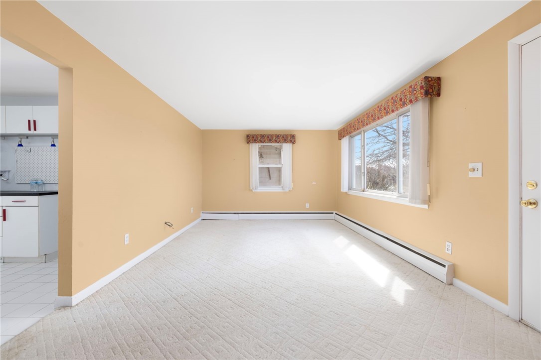 9 Spruce Avenue