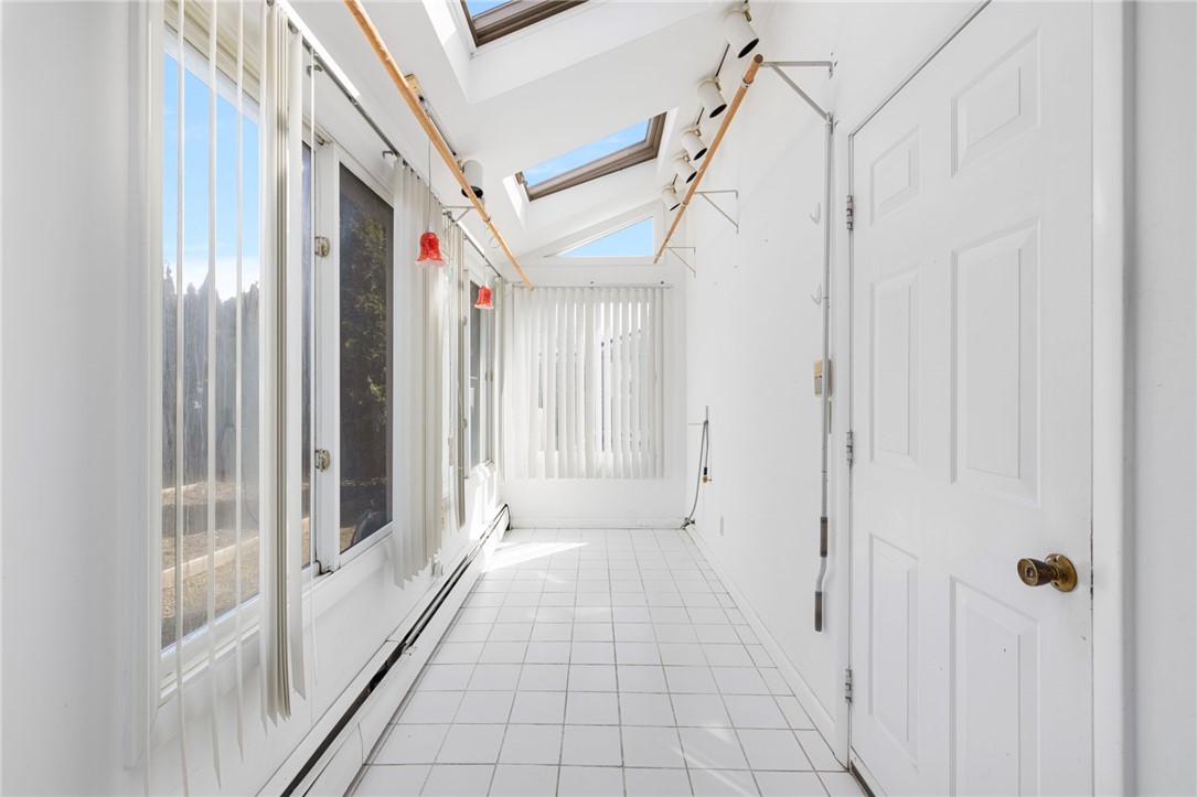 9 Spruce Avenue
