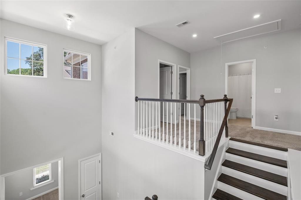 213 Ellis Lane