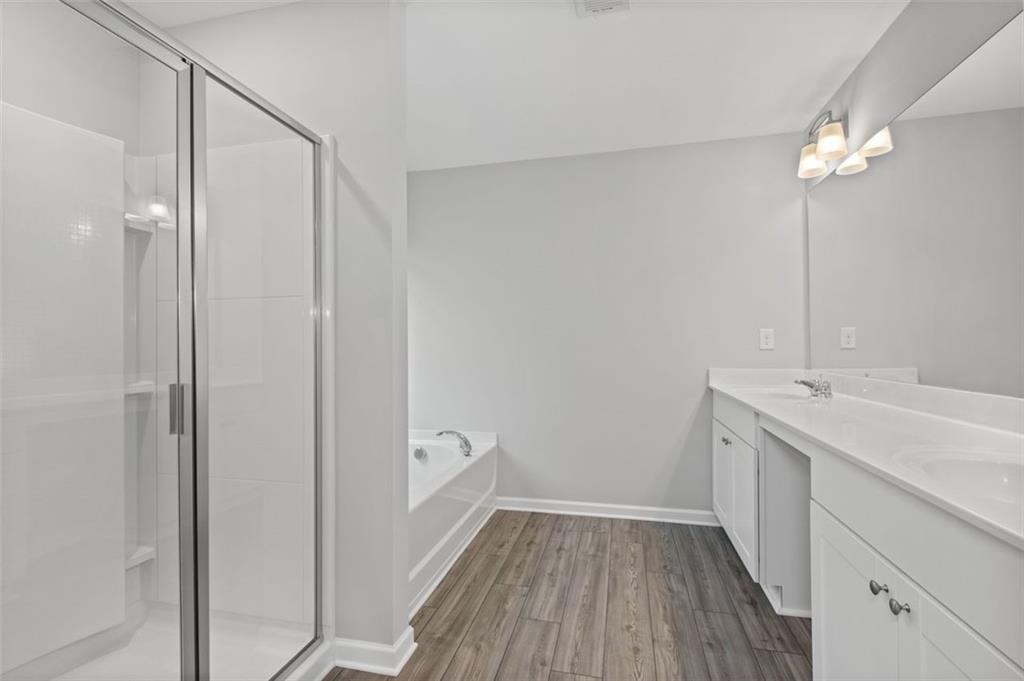 2160 Lanier Harbor Pointe